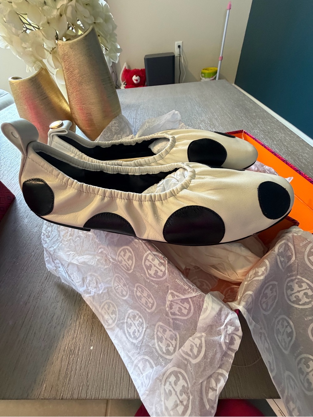 Tory Burch White Leather Ballet Flats with Black Polka Dots